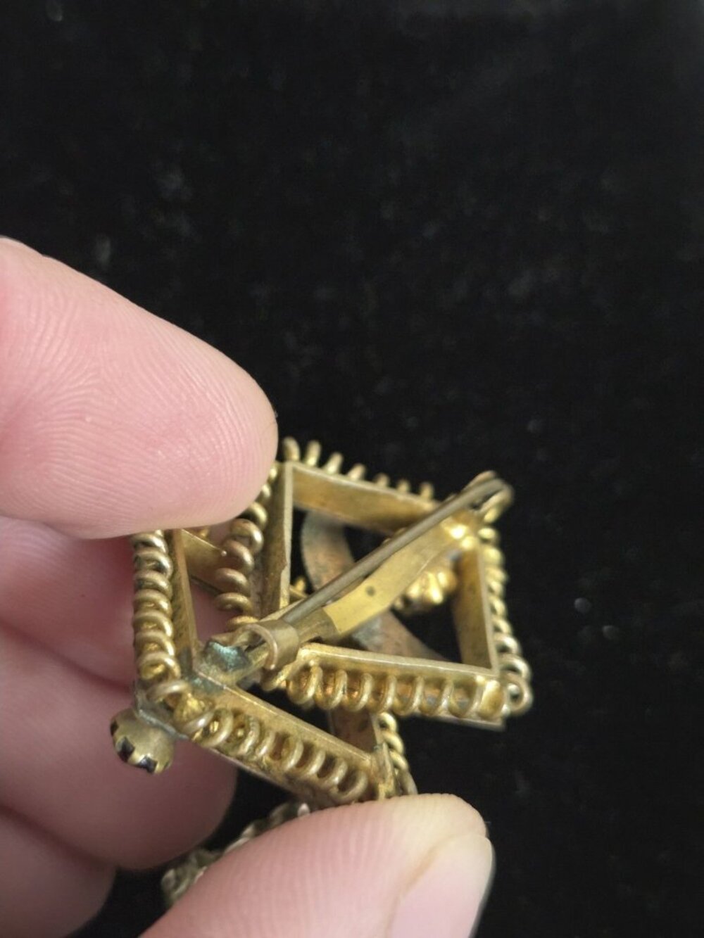 Antique Victorian Gilt Brass Brooch Paste Stones & Red Glass, Added Safety Chain - Picture 6 of 16